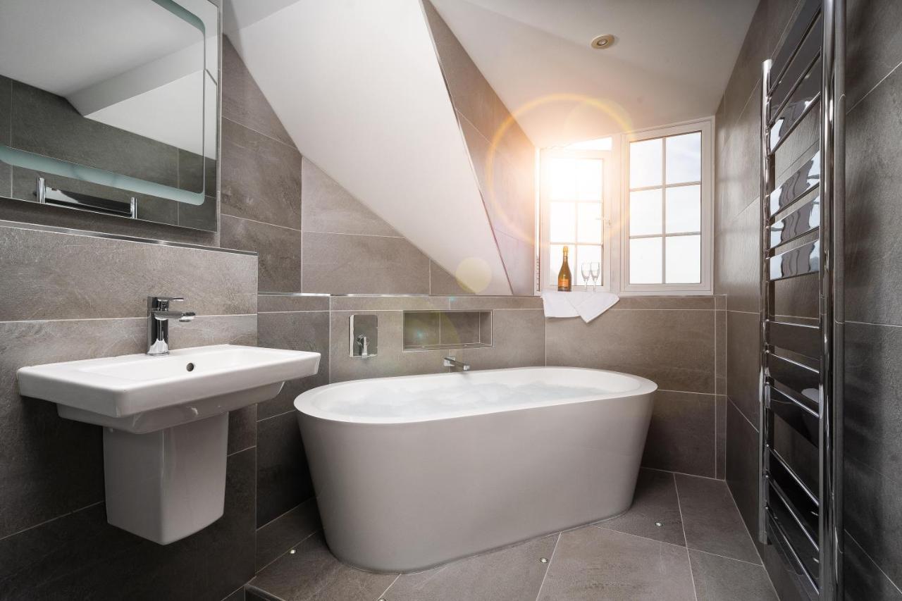 The Land's End Hotel 3*